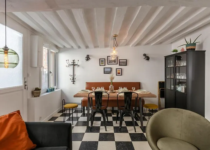 Ferienhaus Les Oiseaux Du Corsaire 3 House & Terrace 6 P - Center *