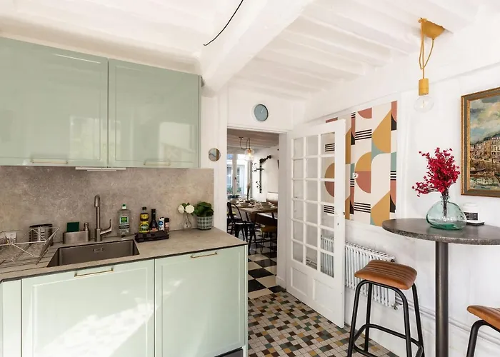 Prázdninový dům Les Oiseaux Du Corsaire 3 House & Terrace 6 P - Center Honfleur